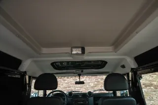 Foto 99 di 102: Land Rover Defender 90 Station Wagon “1st owner and 131.000 kms”