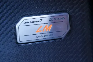 Foto 14 di 83: McLaren Senna LM “Papaya Orange with 727 kms”