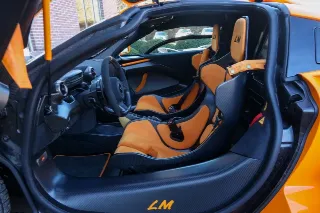 Foto 18 di 83: McLaren Senna LM “Papaya Orange with 727 kms”