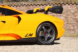 Foto 28 di 83: McLaren Senna LM “Papaya Orange with 727 kms”
