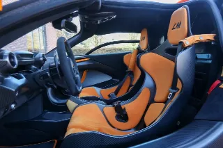 Foto 29 di 83: McLaren Senna LM “Papaya Orange with 727 kms”