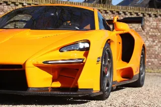 Foto 40 di 83: McLaren Senna LM “Papaya Orange with 727 kms”