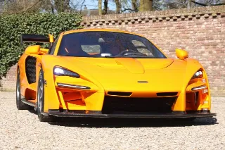 Foto 48 di 83: McLaren Senna LM “Papaya Orange with 727 kms”