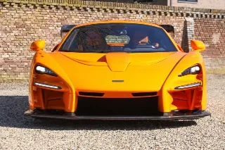 Foto 4 di 83: McLaren Senna LM “Papaya Orange with 727 kms”