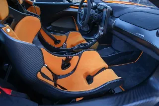 Foto 53 di 83: McLaren Senna LM “Papaya Orange with 727 kms”