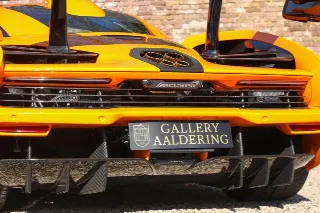 Foto 76 di 83: McLaren Senna LM “Papaya Orange with 727 kms”