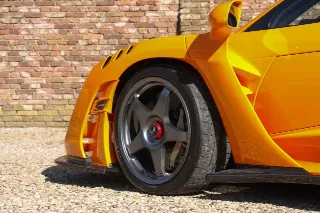 Foto 77 di 83: McLaren Senna LM “Papaya Orange with 727 kms”