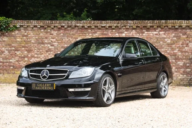 Mercedes-Benz C 63 AMG Designo Porcelain Interior “Less than 21.000 kms”