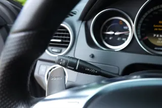 Foto 49 di 76: Mercedes-Benz C 63 AMG Designo Porcelain Interior “Less than 21.000 kms”