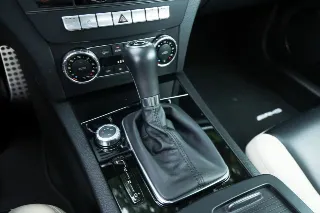 Foto 56 di 76: Mercedes-Benz C 63 AMG Designo Porcelain Interior “Less than 21.000 kms”