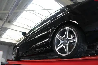 Foto 72 di 76: Mercedes-Benz C 63 AMG Designo Porcelain Interior “Less than 21.000 kms”