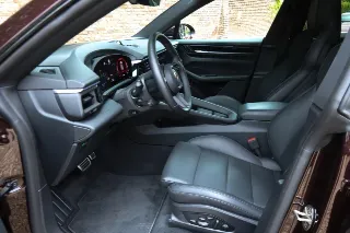 Foto 108 di 128: Porsche Macan 4S “Copper Ruby Metallic” PRICE INCL. VAT!