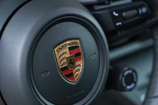 Foto 24 di 128: Porsche Macan 4S “Copper Ruby Metallic” PRICE INCL. VAT!