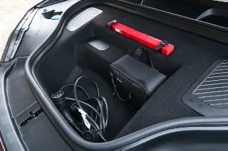 Foto 31 di 128: Porsche Macan 4S “Copper Ruby Metallic” PRICE INCL. VAT!