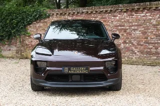 Foto 39 di 128: Porsche Macan 4S “Copper Ruby Metallic” PRICE INCL. VAT!