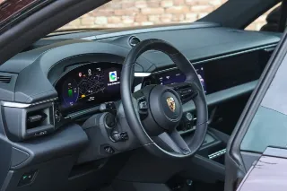 Foto 3 di 128: Porsche Macan 4S “Copper Ruby Metallic” PRICE INCL. VAT!