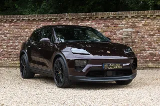 Foto 53 di 128: Porsche Macan 4S “Copper Ruby Metallic” PRICE INCL. VAT!