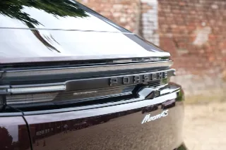 Foto 75 di 128: Porsche Macan 4S “Copper Ruby Metallic” PRICE INCL. VAT!