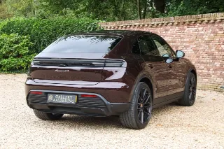 Foto 76 di 128: Porsche Macan 4S “Copper Ruby Metallic” PRICE INCL. VAT!
