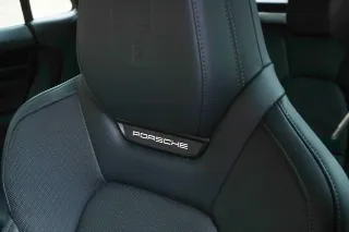 Foto 93 di 128: Porsche Macan 4S “Copper Ruby Metallic” PRICE INCL. VAT!