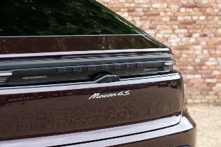 Foto 94 di 128: Porsche Macan 4S “Copper Ruby Metallic” PRICE INCL. VAT!
