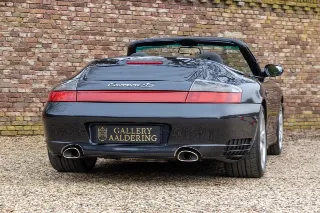 Foto 101 di 104: Porsche 996 3.6 Carrera 4S Cabriolet with hardtop “Less than 35.000 kms”