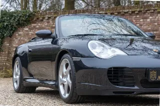 Foto 19 di 104: Porsche 996 3.6 Carrera 4S Cabriolet with hardtop “Less than 35.000 kms”