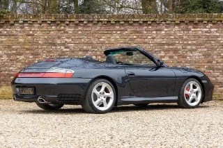 Foto 43 di 104: Porsche 996 3.6 Carrera 4S Cabriolet with hardtop “Less than 35.000 kms”