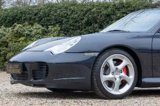Foto 52 di 104: Porsche 996 3.6 Carrera 4S Cabriolet with hardtop “Less than 35.000 kms”