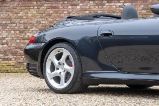 Foto 54 di 104: Porsche 996 3.6 Carrera 4S Cabriolet with hardtop “Less than 35.000 kms”