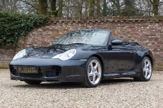Foto 70 di 104: Porsche 996 3.6 Carrera 4S Cabriolet with hardtop “Less than 35.000 kms”