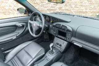 Foto 76 di 104: Porsche 996 3.6 Carrera 4S Cabriolet with hardtop “Less than 35.000 kms”