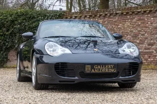 Foto 85 di 104: Porsche 996 3.6 Carrera 4S Cabriolet with hardtop “Less than 35.000 kms”