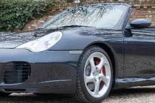 Foto 95 di 104: Porsche 996 3.6 Carrera 4S Cabriolet with hardtop “Less than 35.000 kms”