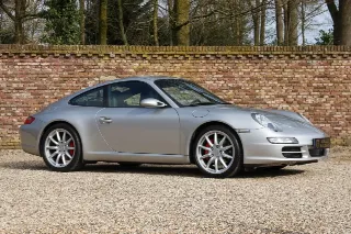 Foto 22 di 89: Porsche 997 Carrera S 3.8 Coupé “Six-speed manual gearbox”