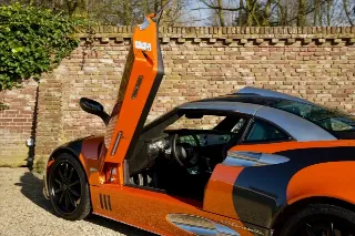 Foto 20 di 128: Spyker C8 4.2 Laviolette LM85 “№ 01 of 14”