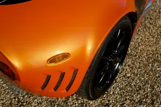 Foto 30 di 128: Spyker C8 4.2 Laviolette LM85 “№ 01 of 14”