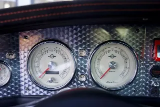 Foto 34 di 128: Spyker C8 4.2 Laviolette LM85 “№ 01 of 14”