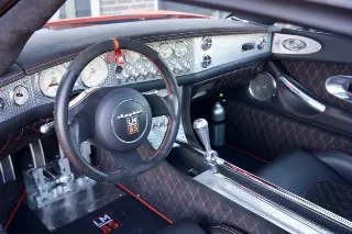 Foto 3 di 128: Spyker C8 4.2 Laviolette LM85 “№ 01 of 14”