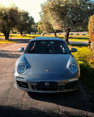 Foto 3 di 10: Porsche 997 Carrera 4 GTS | 2011