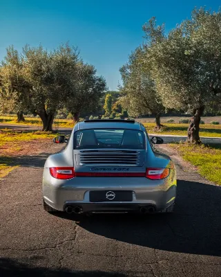 Foto 4 di 10: Porsche 997 Carrera 4 GTS | 2011