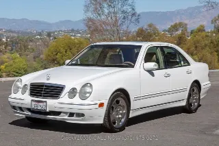 Foto 10 di 24: 2001 Mercedes Benz E430