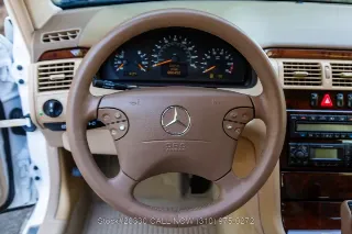 Foto 22 di 24: 2001 Mercedes Benz E430