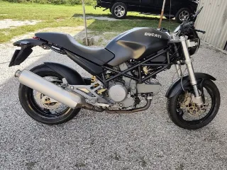 Foto 1 di 8: Ducati Monster 620 Dark | 2003 | Route 66 Auctions