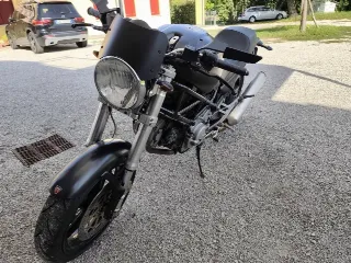 Foto 3 di 8: Ducati Monster 620 Dark | 2003 | Route 66 Auctions