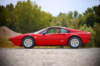 Foto 2 di 55: FERRARI 308(1974-1985) GTBi 