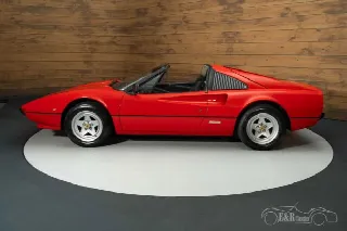 Foto 2 di 10: FERRARI 308