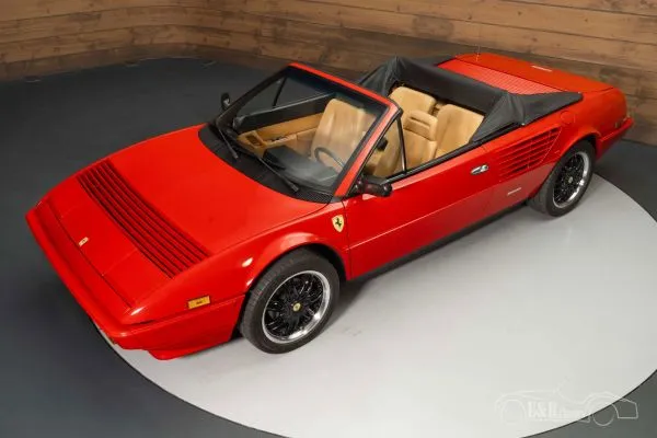 FERRARI Mondial