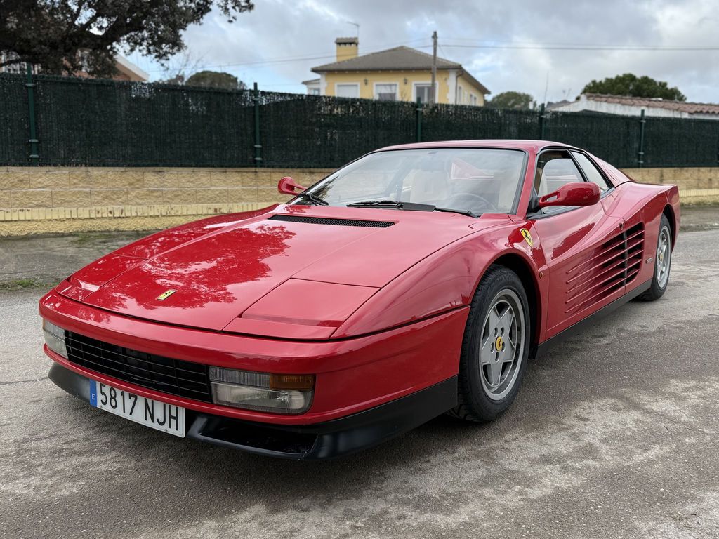 FERRARI TESTAROSSA
