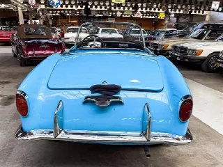 Foto 5 di 24: FIAT 1200 TV blue